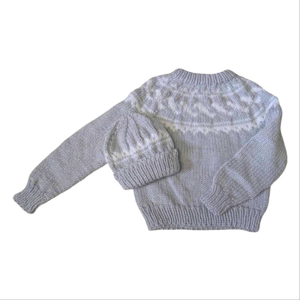Child's Fair Isle Crewneck Pullover With Matching Toque - Acrylic - New